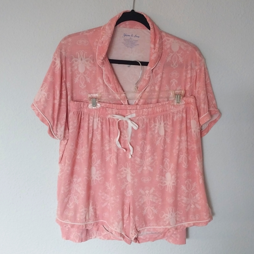 Yarn & Sea Pink Victorian Inspired Floral Octupus Print Pajama Set